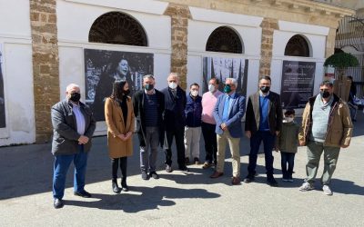 INAUGURADA LA MUESTRA FOTOGRÁFICA “LA PASIÓN EN LA CALLE” EN EL MERCADO CENTRAL