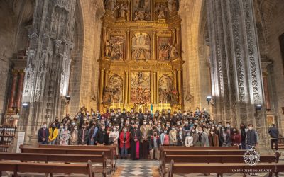 Los jóvenes de las cofradias de la Ciudad de Cadiz visitan la localidad de Jerez