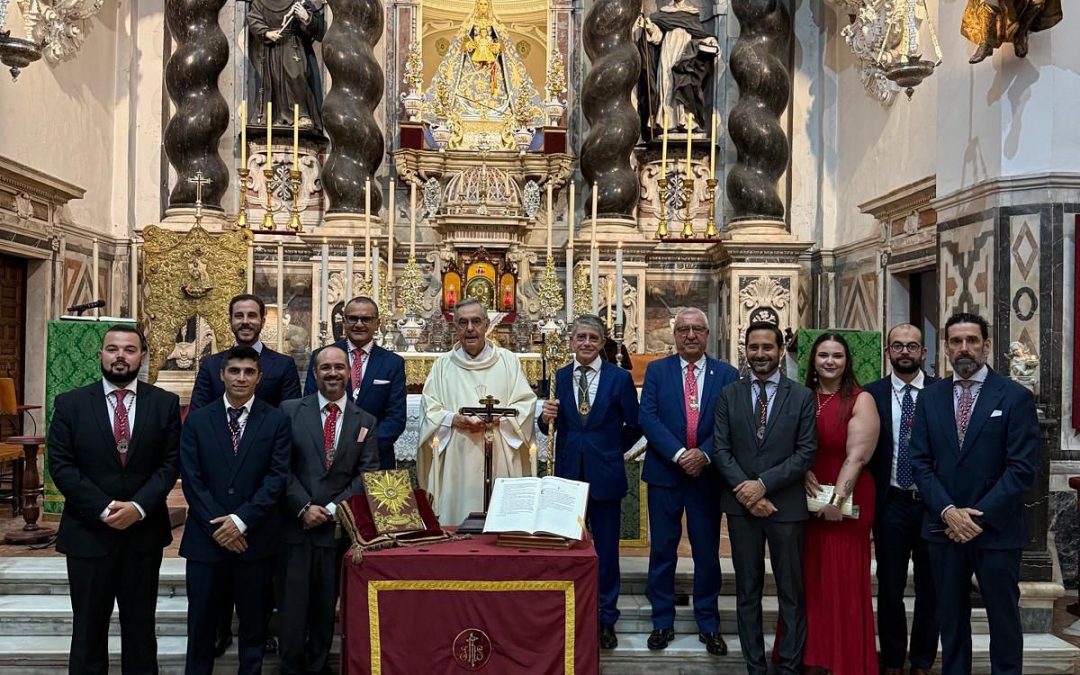 Toma de posesion de la nueva Junta de gobierno de la Hermandad de la Sagrada Cena.