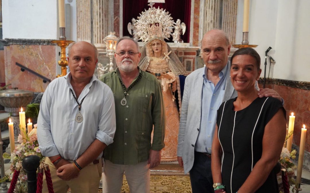 Cuarto día de celebración del Besamanos Magno