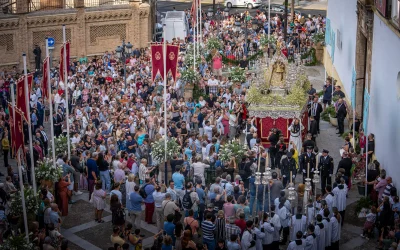 El Consejo de Hermandades y Cofradías de Cádiz acompañó a la Virgen del Rosario, Patrona de nuestra ciudad y Patrona del propio Consejo, en la celebración de su festividad.